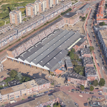 Bovenaanzicht van het dak van de remise Scheveningen Bovenaanzicht van de remise Scheveningen
